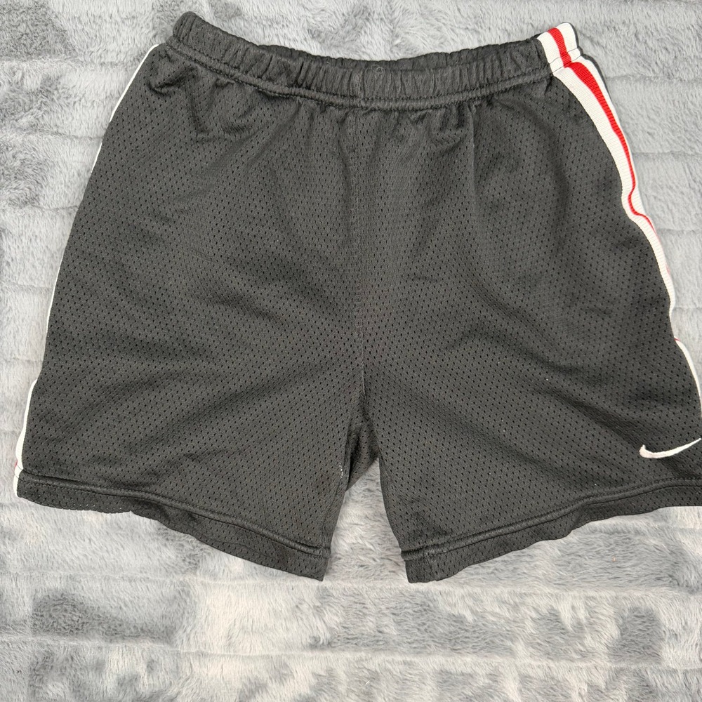 Nike Kids Black Mesh Athletic Shorts Red White Side Stripe Size 4T